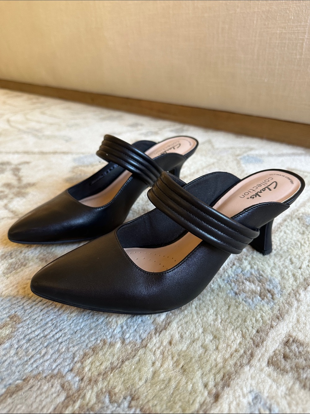 Clarks Black Leather Pointed Toe Mule Heels